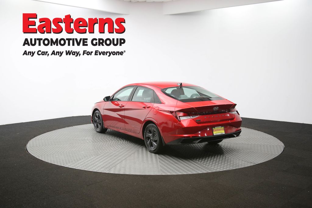2022 Hyundai Elantra SEL Convenience photo 51