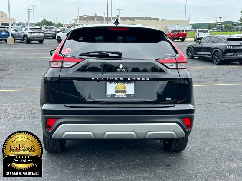 2024 Mitsubishi Eclipse Cross SE photo 6