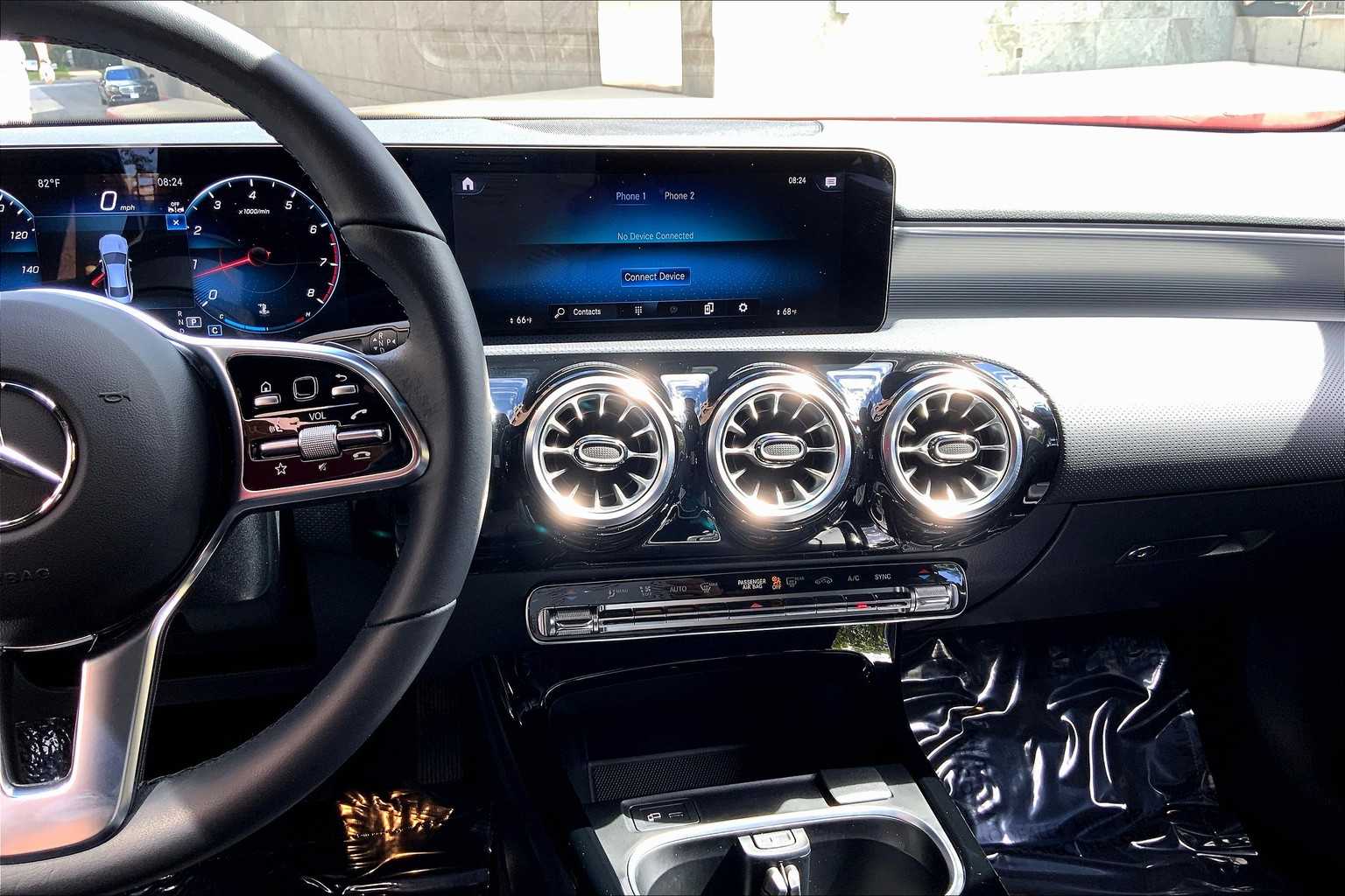 2023 Mercedes Benz CLA 250 photo 6