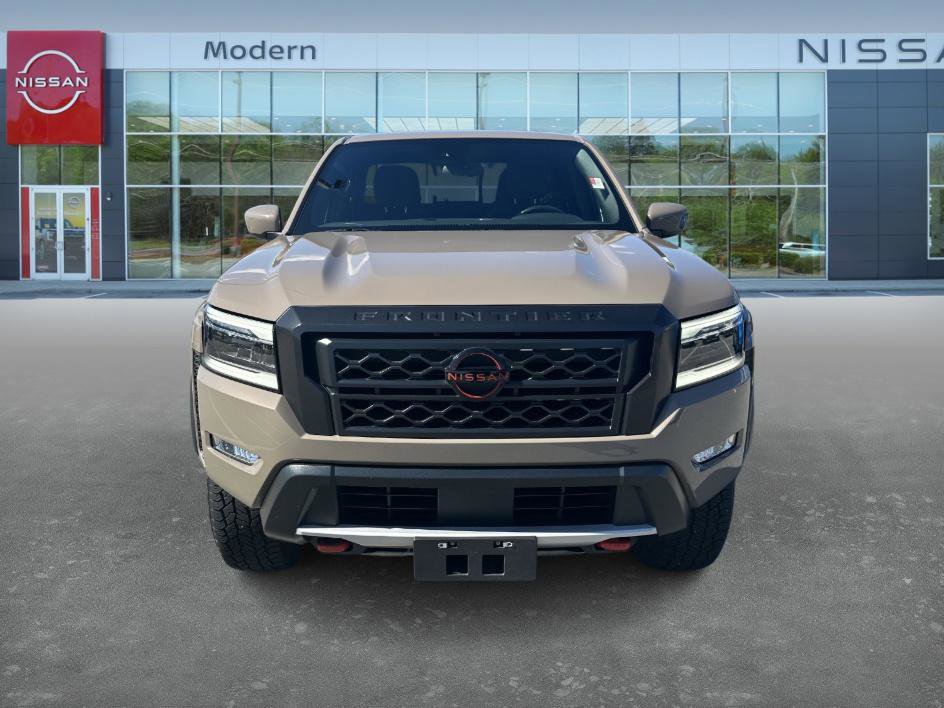 2024 Nissan Frontier PRO-4X photo 2