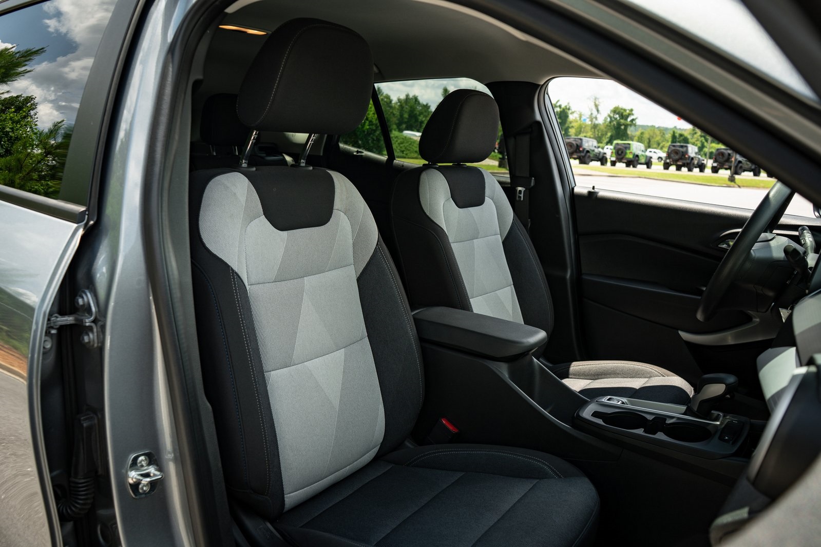 2024 Chevrolet Trax LS photo 18