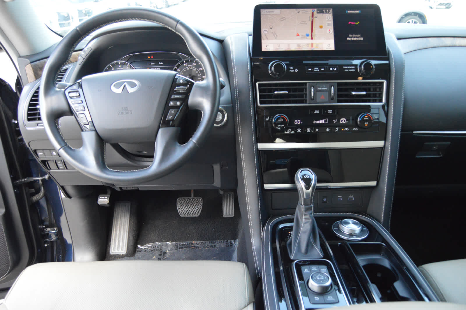 2024 Infiniti QX80 Premium Select photo 24