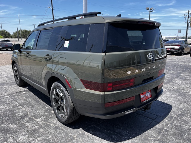 2026 Hyundai Santa Fe SEL photo 4