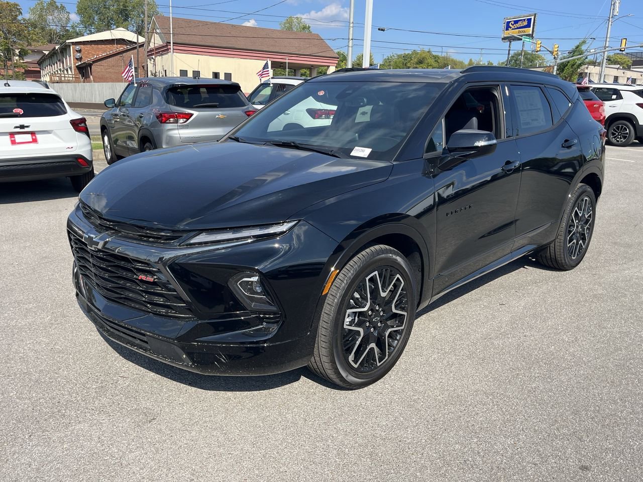 2025 Chevrolet Blazer RS photo 4