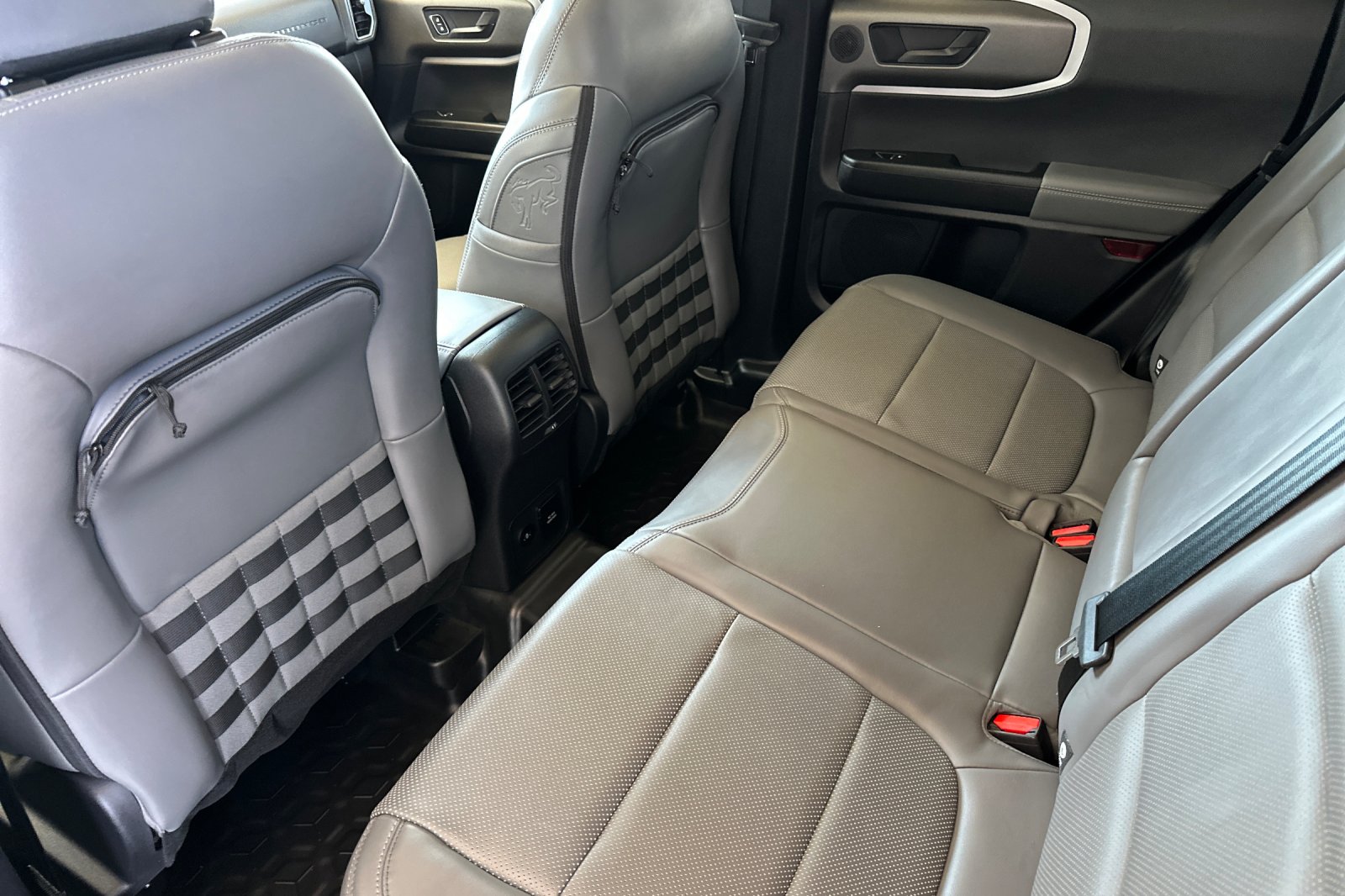 2025 Ford Bronco Sport Badlands photo 12