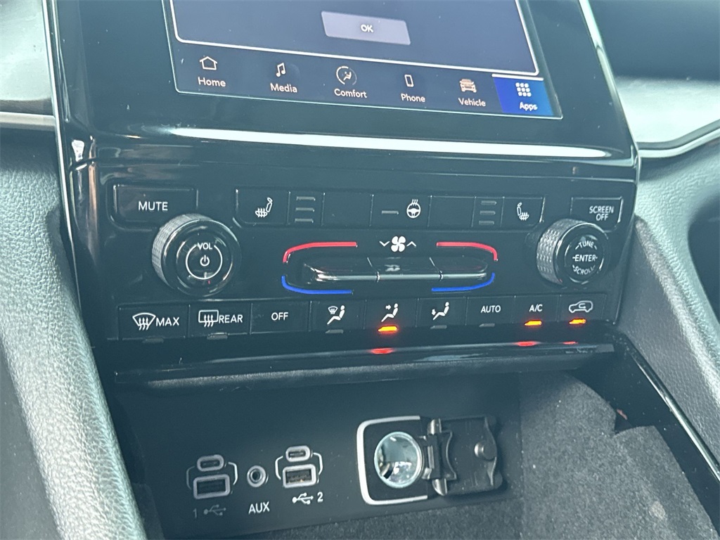 2022 Jeep Grand Cherokee Limited photo 24