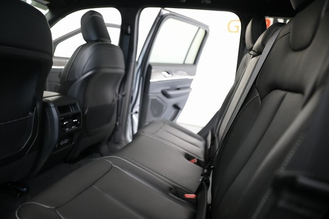 2025 Jeep Grand Cherokee Limited photo 15