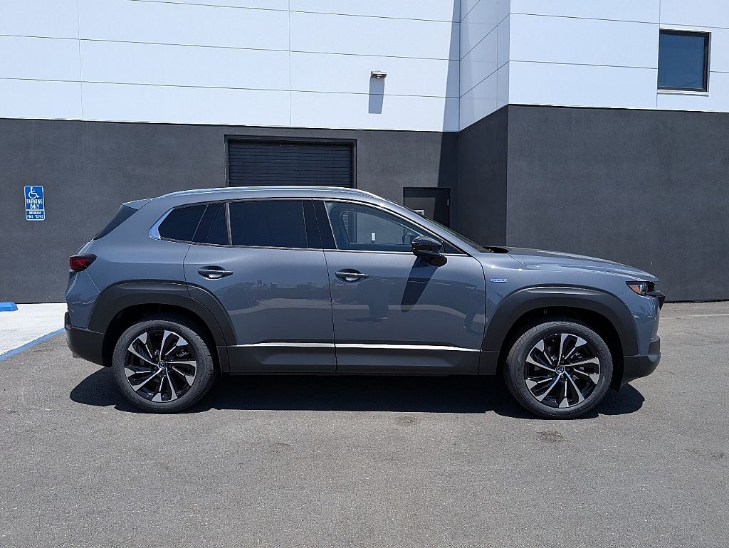 2025 Mazda CX-50 Premium Plus photo 5