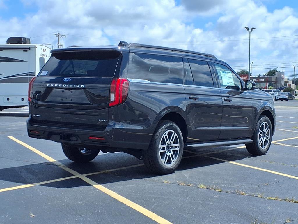2025 Ford Expedition MAX EL photo 3