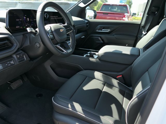 2026 Chevrolet Silverado EV LT photo 11