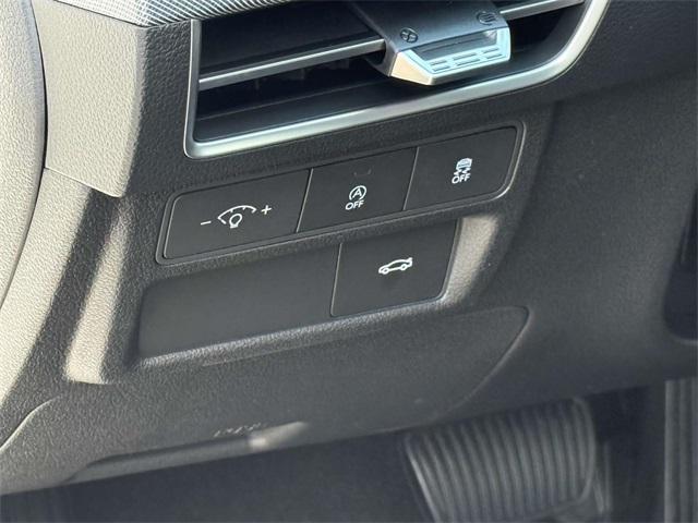 2025 Hyundai Sonata SE photo 27