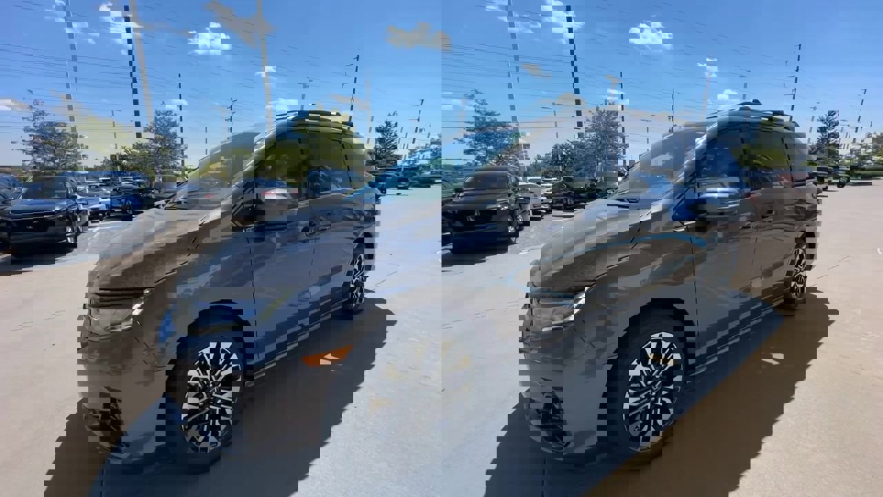 2026 Honda Odyssey Elite photo 4