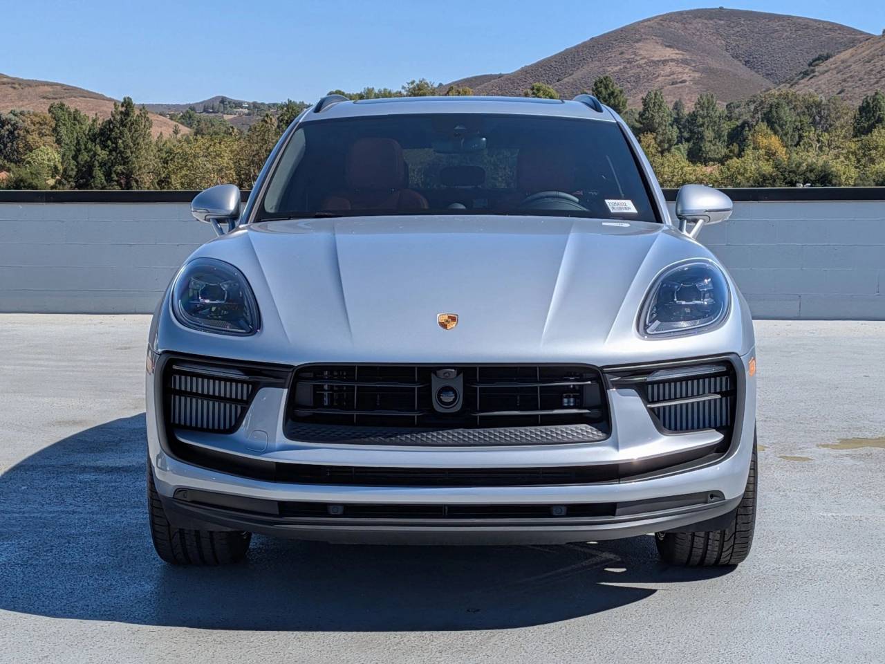 2025 Porsche Macan S photo 4