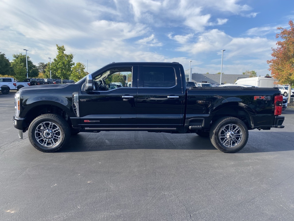 2025 Ford F-250 Platinum photo 8