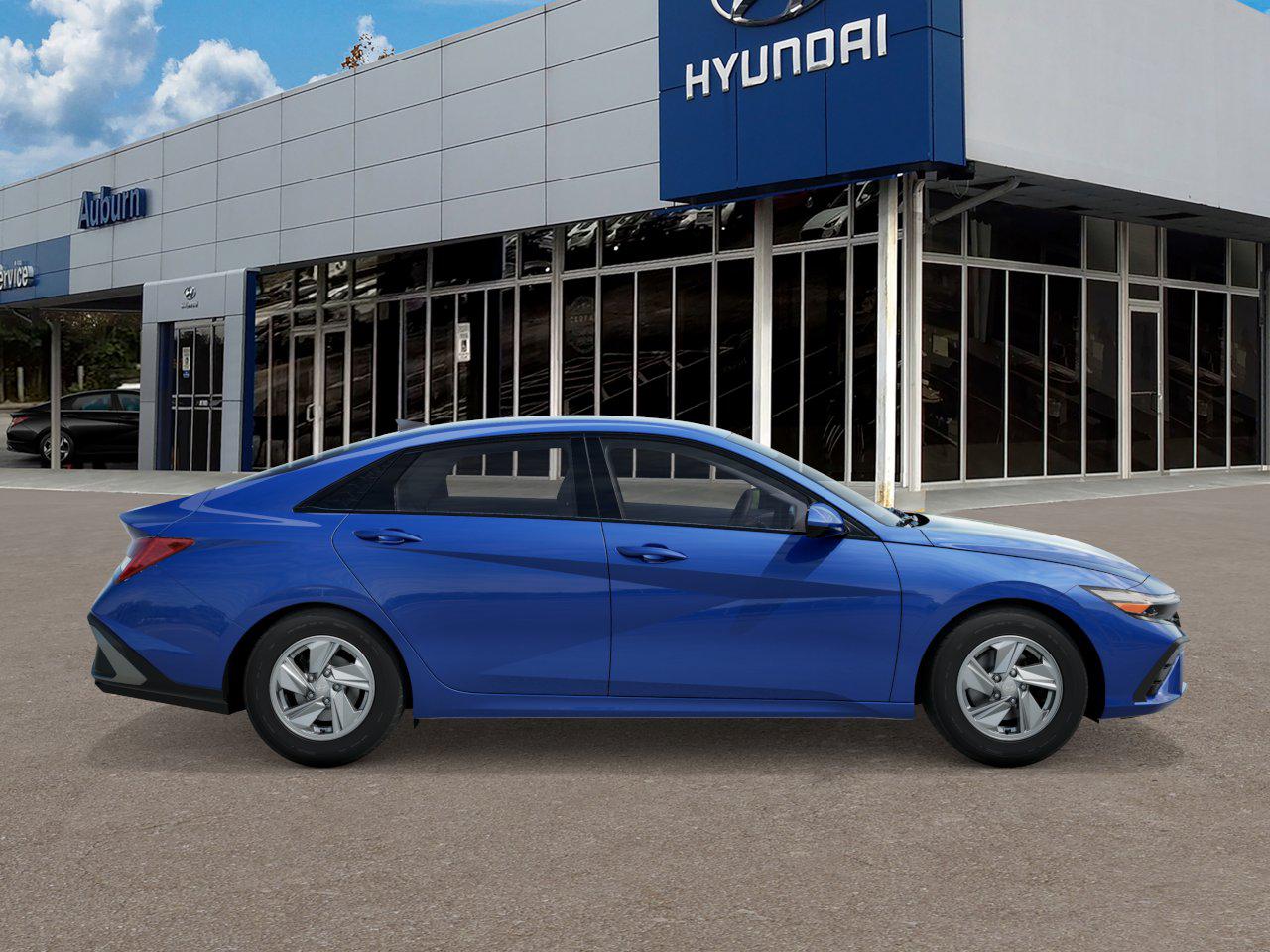 2025 Hyundai Elantra SE photo 7