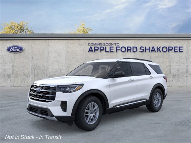 2025 Ford Explorer photo 2
