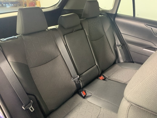 2023 Toyota RAV4 XLE photo 25