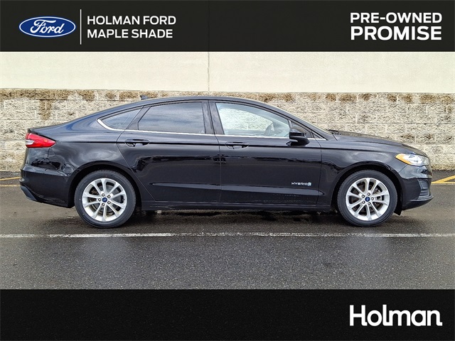 2019 Ford Fusion Hybrid SE's photo