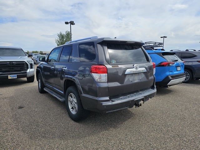 2011 Toyota 4Runner SR5 photo 4