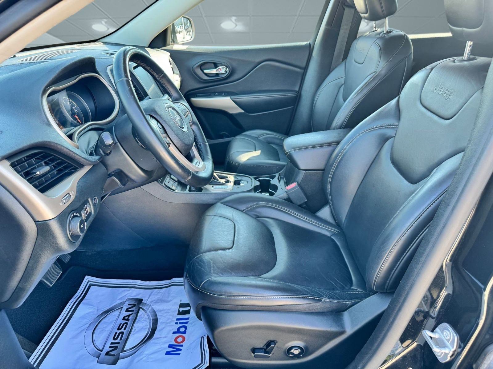 2018 Jeep Cherokee Limited photo 3