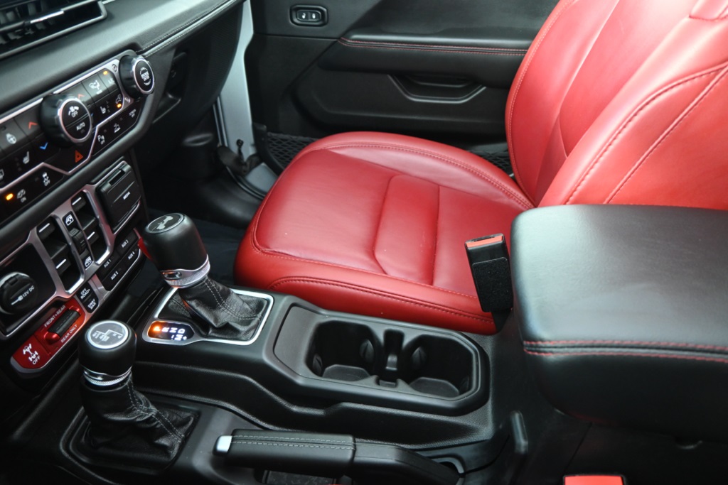 2024 Jeep Wrangler Rubicon 392 photo 32