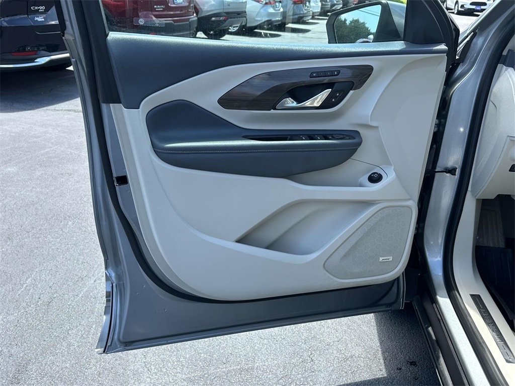 2023 Gmc Terrain Denali photo 2
