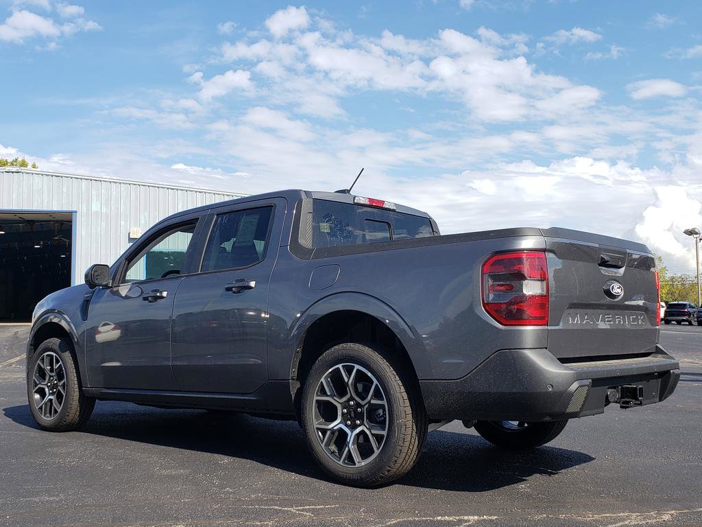 2025 Ford Maverick Lariat photo 2