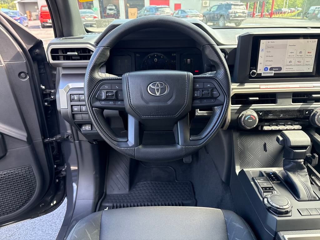 2025 Toyota Tacoma SR5 4x4 Double Cab photo 13