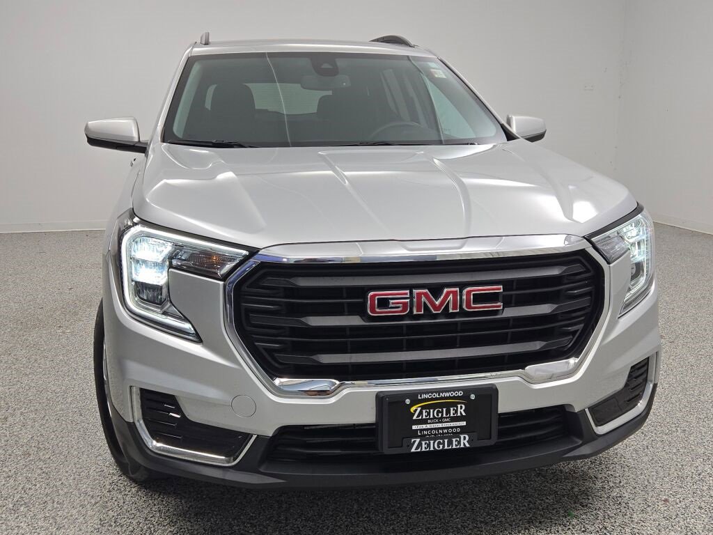 2022 Gmc Terrain SLE photo 3