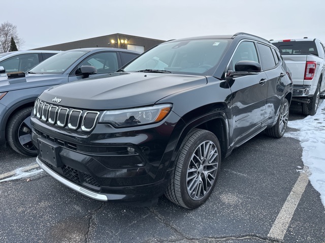2022 Jeep Compass Limited's photo