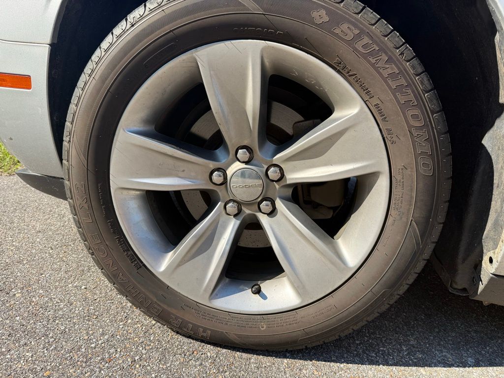 2020 Dodge Challenger SXT photo 3