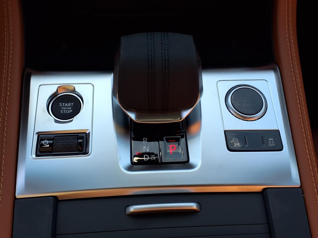 2026 Jaguar F-PACE P250 R-Dynamic S photo 12