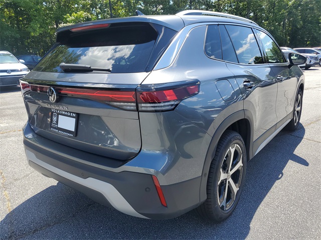 2025 Volkswagen Tiguan SE photo 4