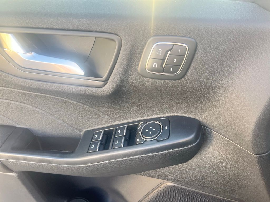 2026 Ford Escape Active photo 14