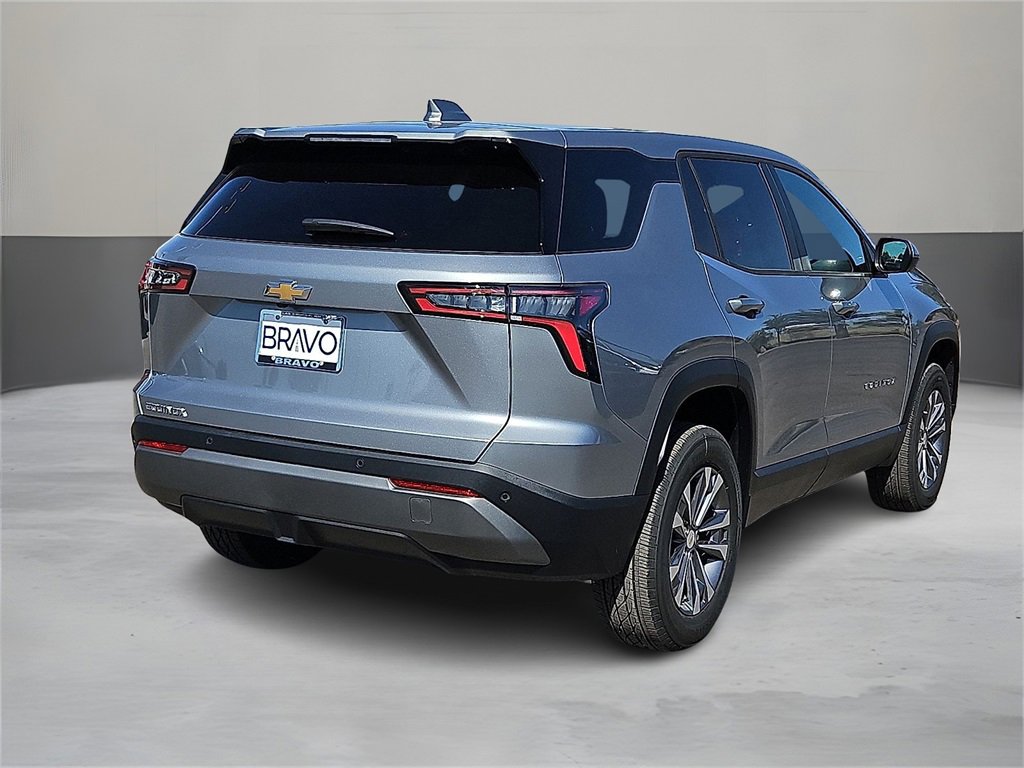 2026 Chevrolet Equinox LT photo 4
