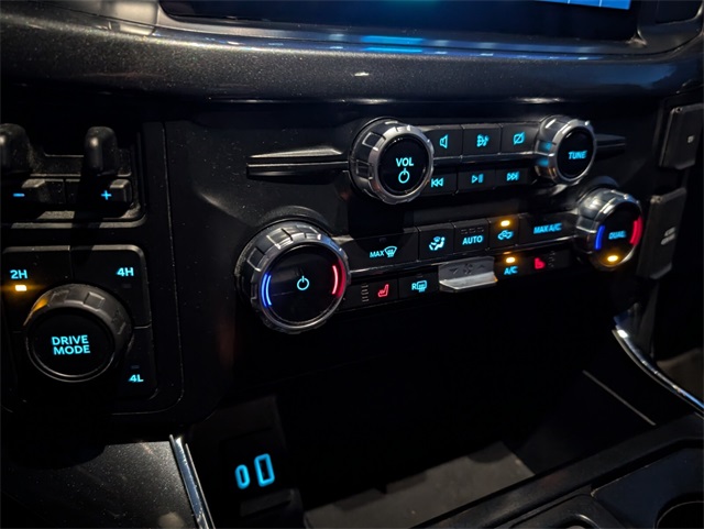 2022 Ford F-150 XLT photo 15