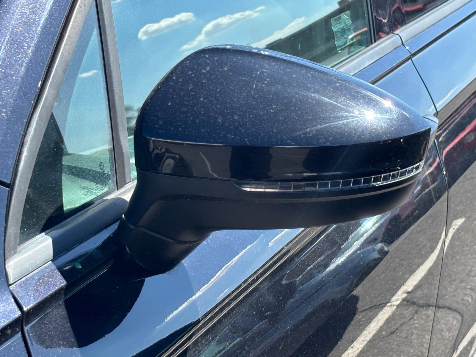 2020 Volkswagen Tiguan S photo 5