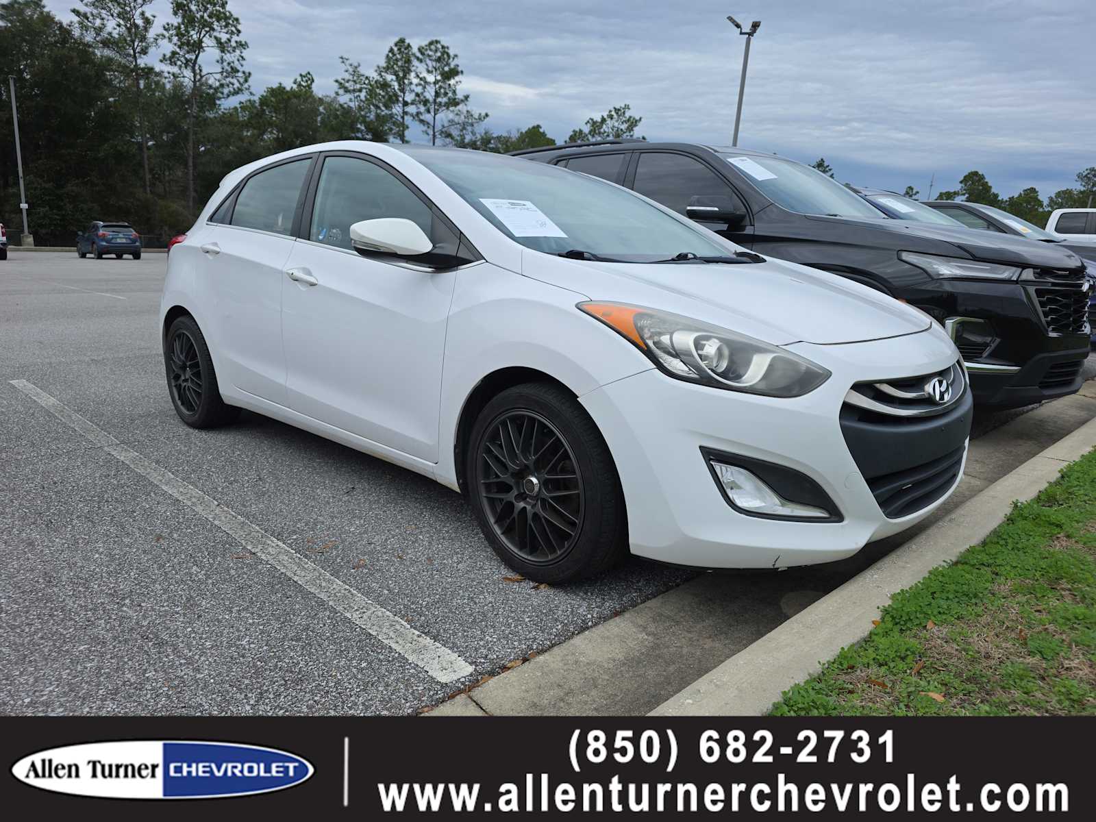 2013 Hyundai Elantra GT Base's photo