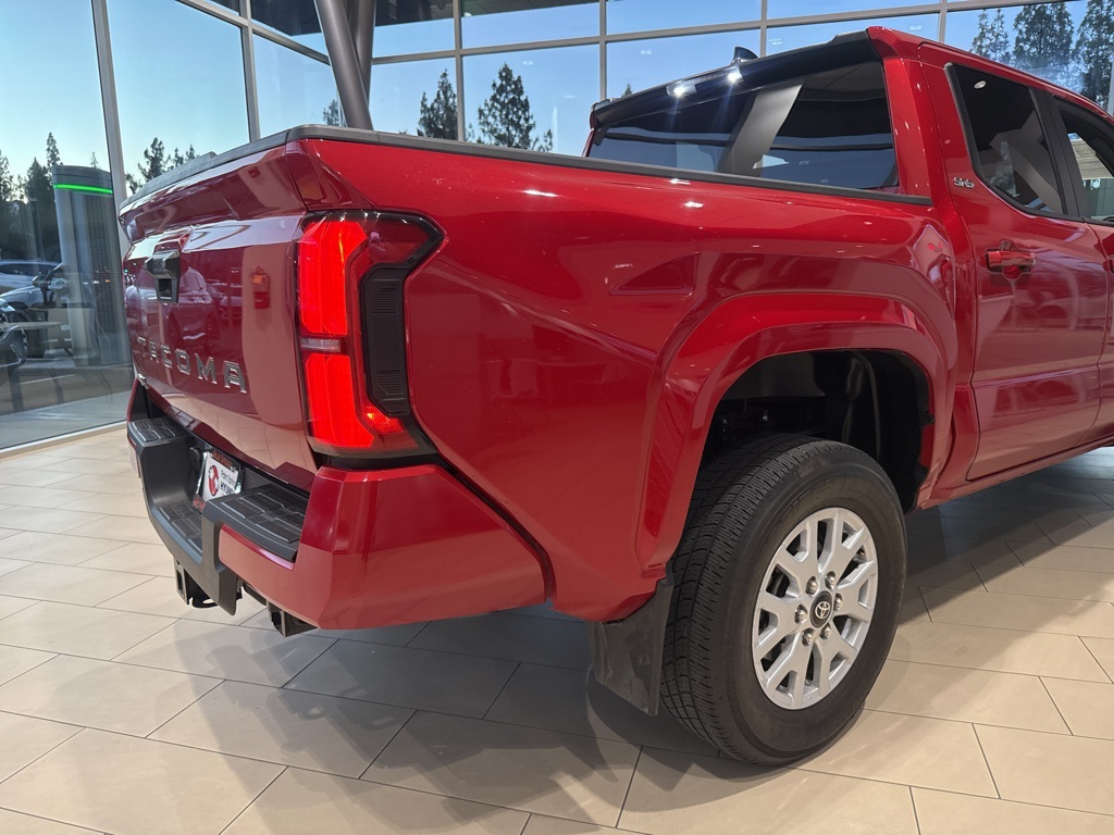 2024 Toyota Tacoma SR5 photo 14