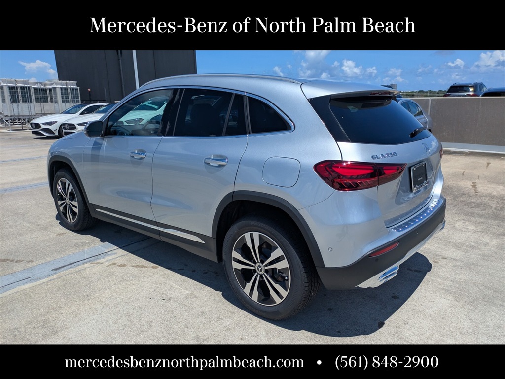 2026 Mercedes Benz GLA 250 photo 3