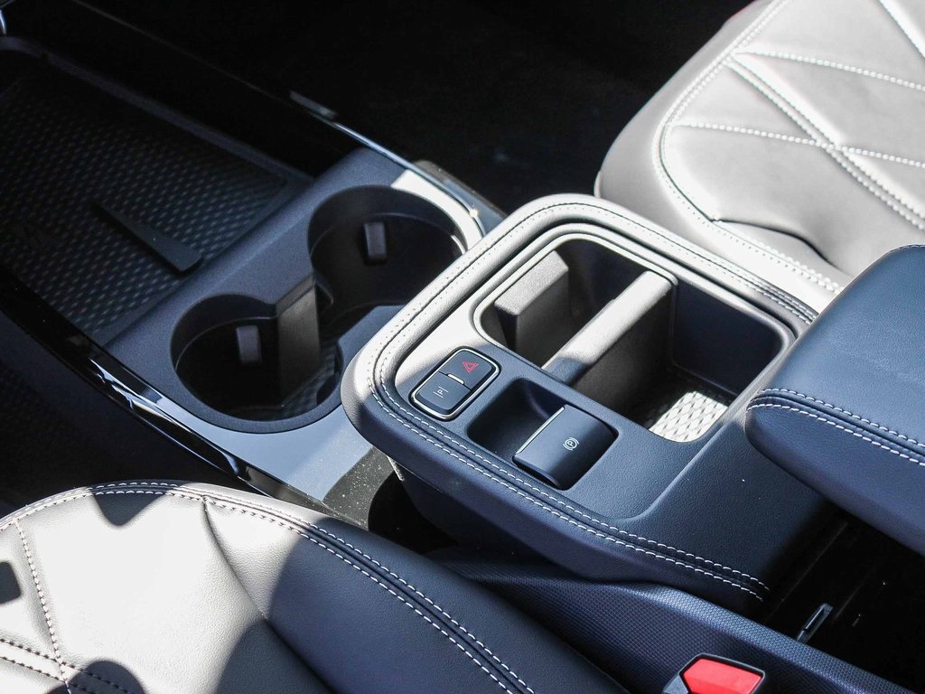 2025 Ford Mustang Mach-E Select photo 18