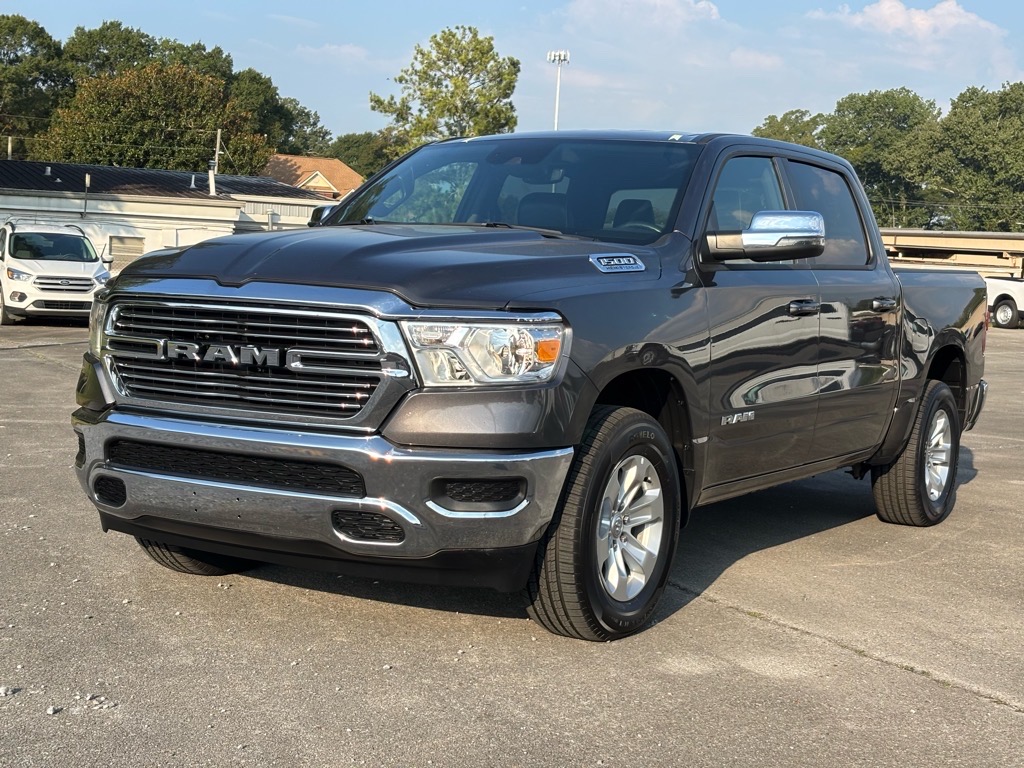 2024 RAM Ram 1500 Pickup Laramie's photo