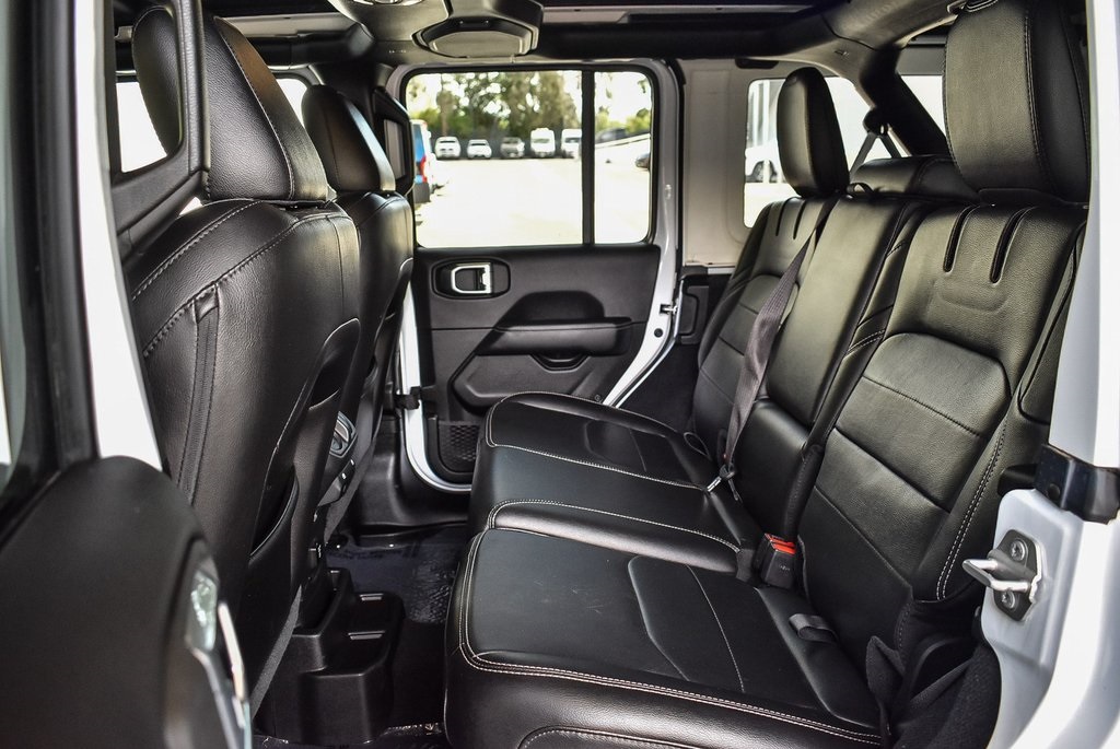 2022 Jeep Wrangler Unlimited Sahara 4xe photo 16