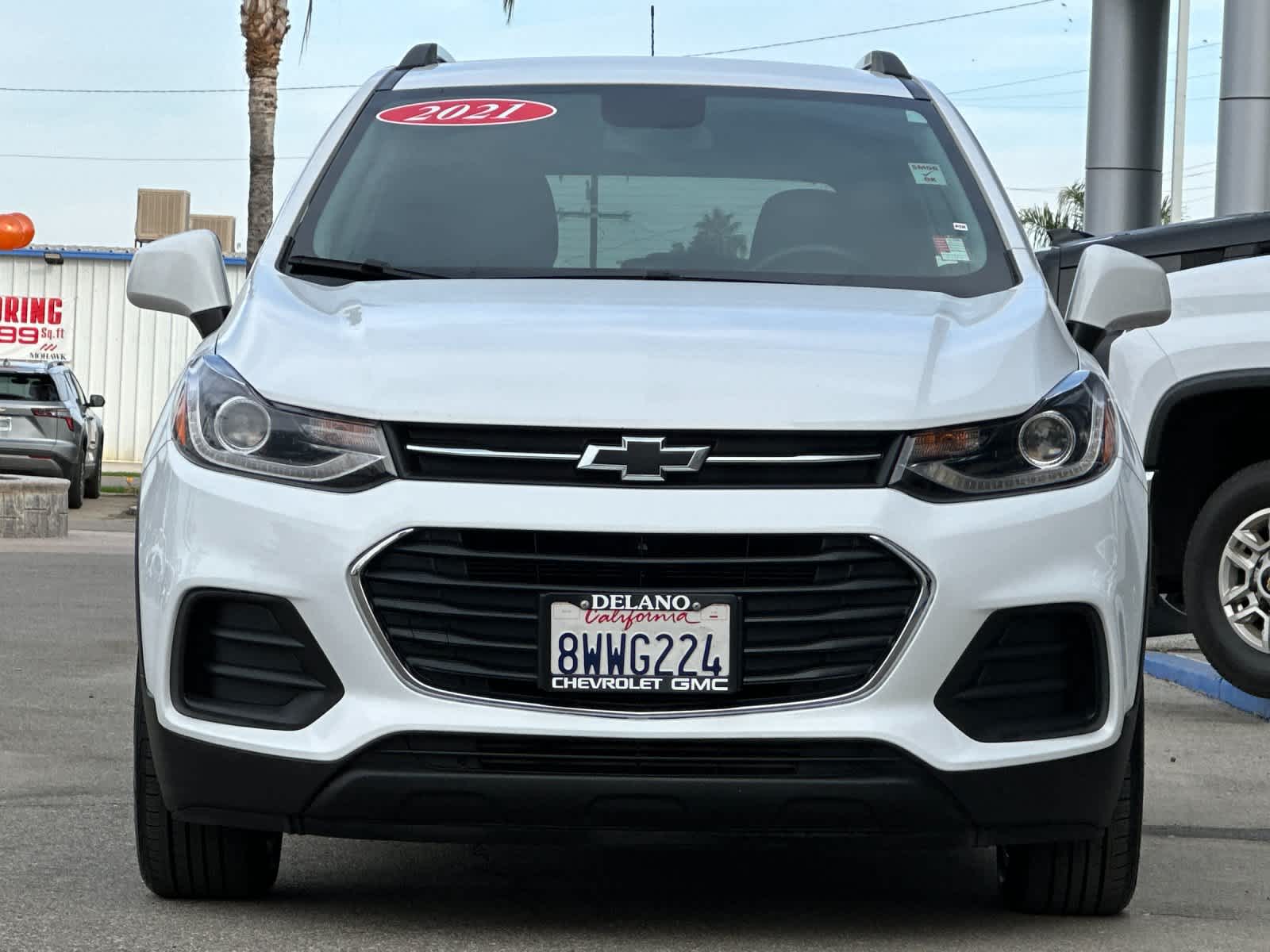 2021 Chevrolet Trax LT photo 3