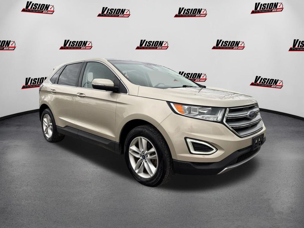 2018 Ford Edge SEL photo 3