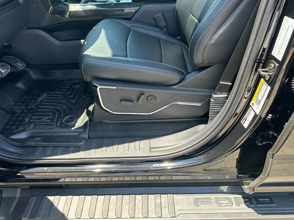 2024 Ford F-150 XLT photo 21