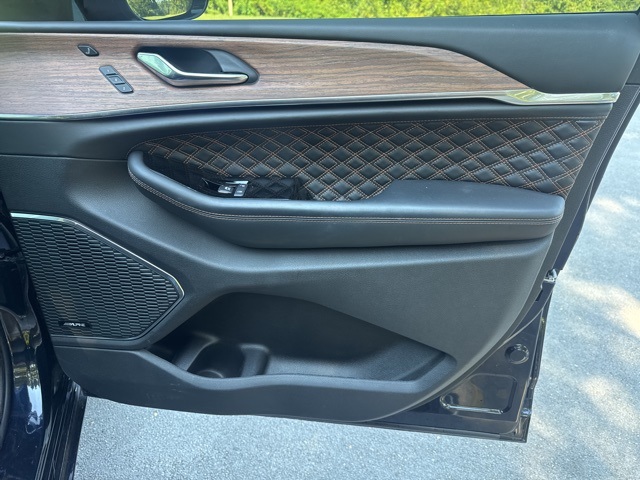 2024 Jeep Grand Cherokee L Summit photo 7