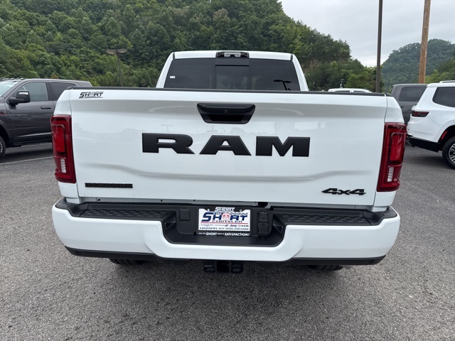 2025 Ram 2500 Big Horn photo 3