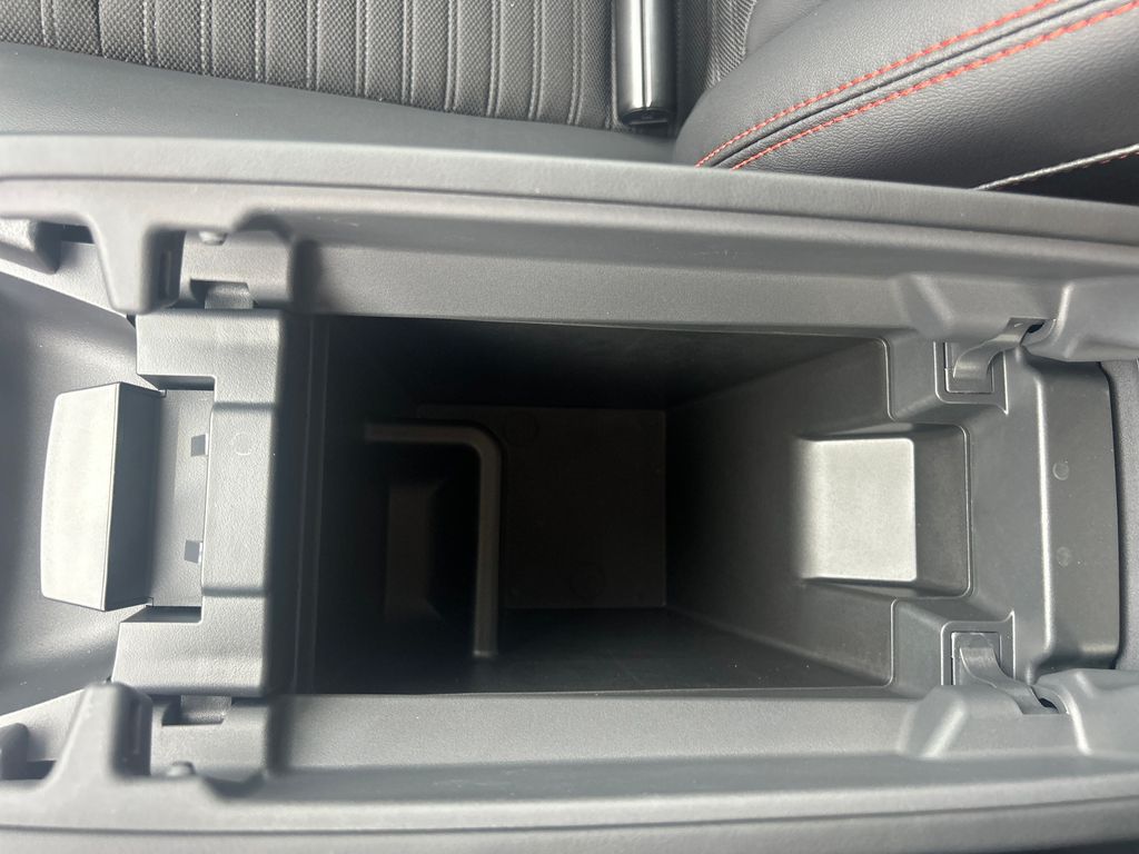 2026 Nissan Rogue SV photo 36
