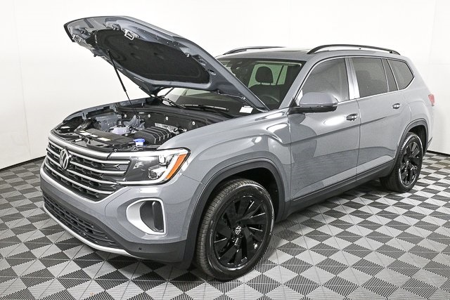 2026 Volkswagen Atlas SE Technology photo 31